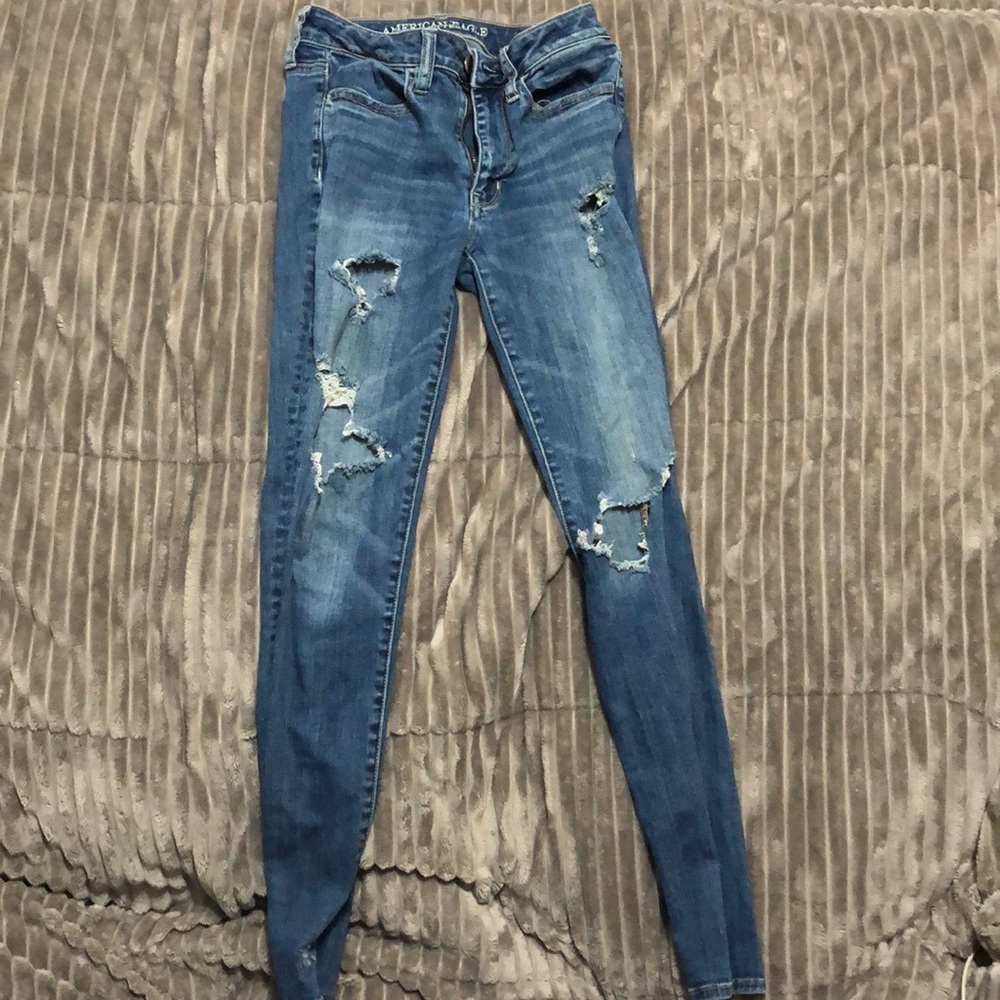 American eagle ripped jeans